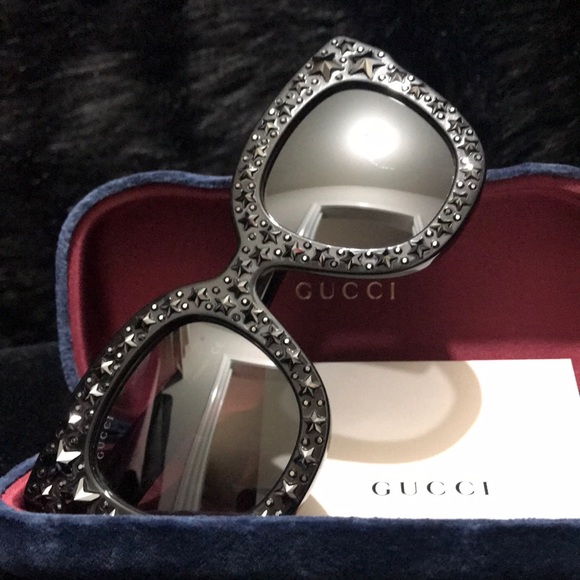 Gucci Sunglasses - Picture 3 of 7
